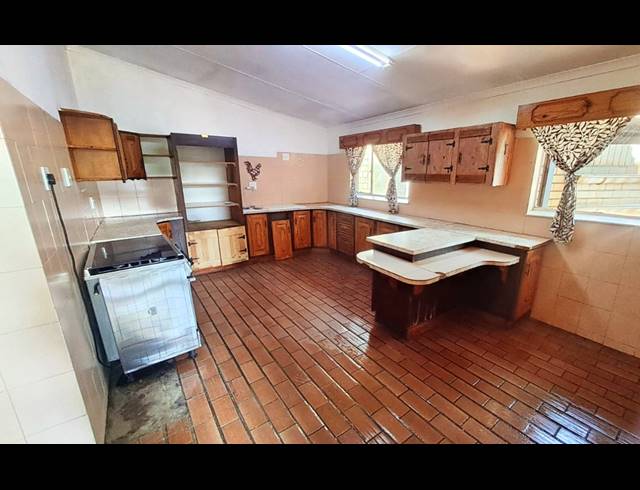 3 BEDROOM HOUSE FOR SALE IN SASOLBURG EXT 23